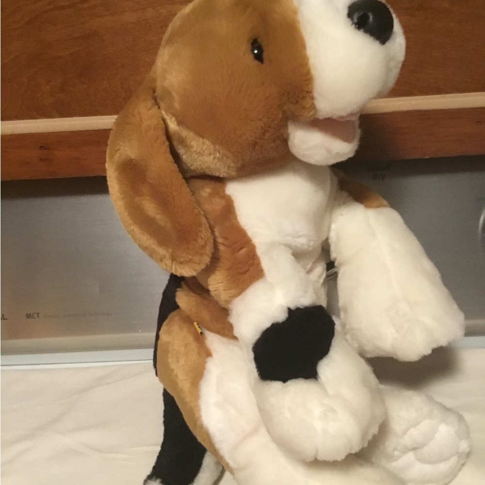 BAB Build a Bear Workshop Retired Kennel Pal Beagle Plush Dog about 16 inches